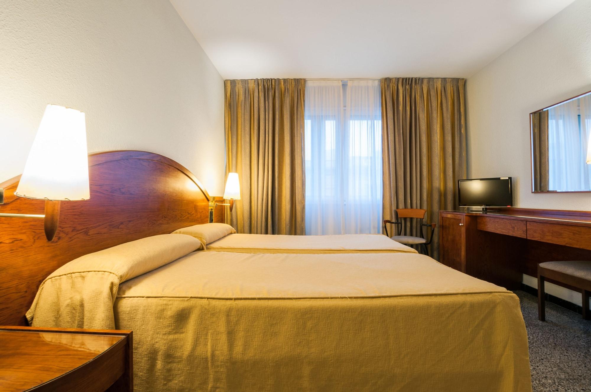 Hotel Gaudi Reus Eksteriør bilde