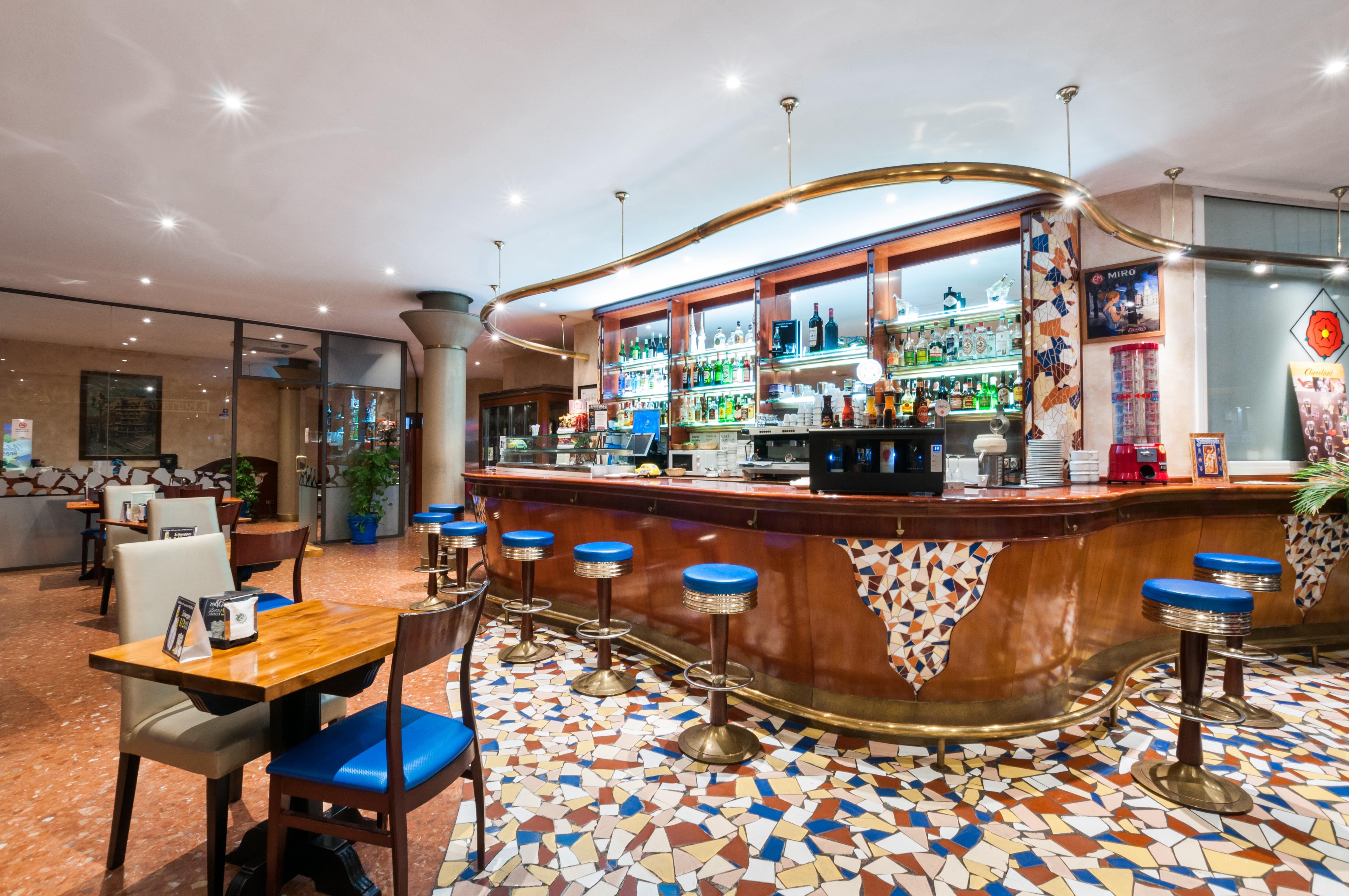 Hotel Gaudi Reus Eksteriør bilde