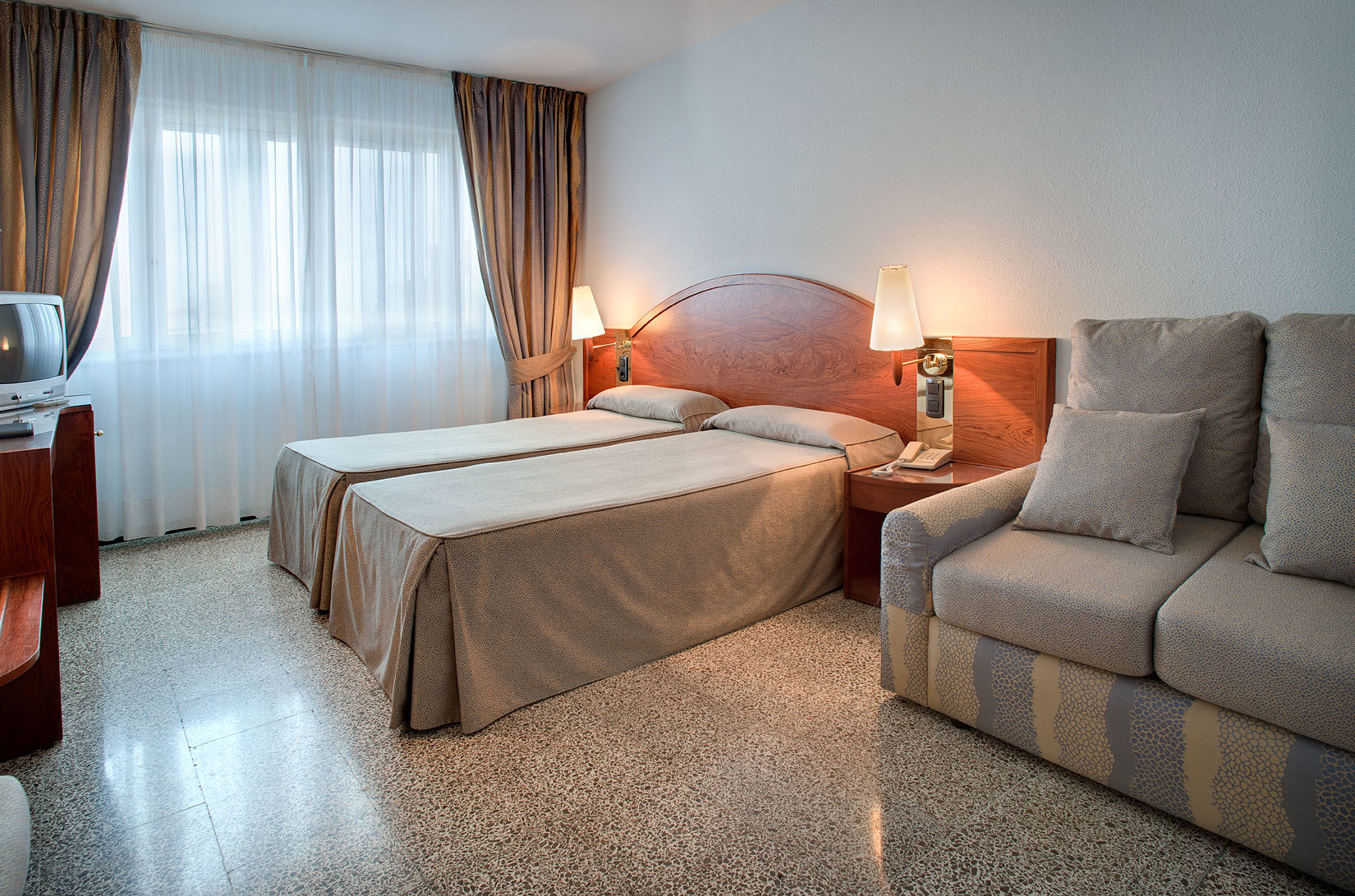 Hotel Gaudi Reus Eksteriør bilde