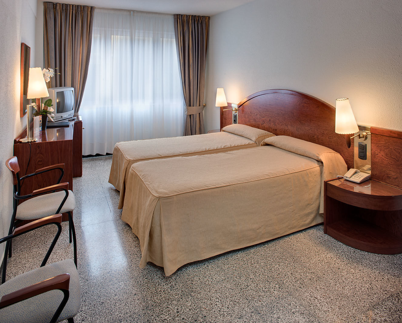 Hotel Gaudi Reus Eksteriør bilde