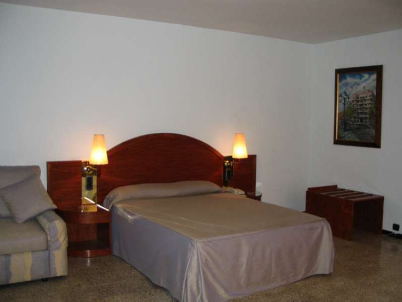 Hotel Gaudi Reus Rom bilde
