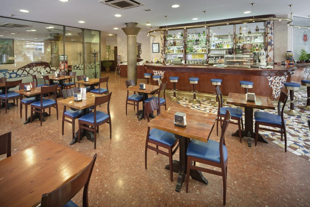 Hotel Gaudi Reus Eksteriør bilde