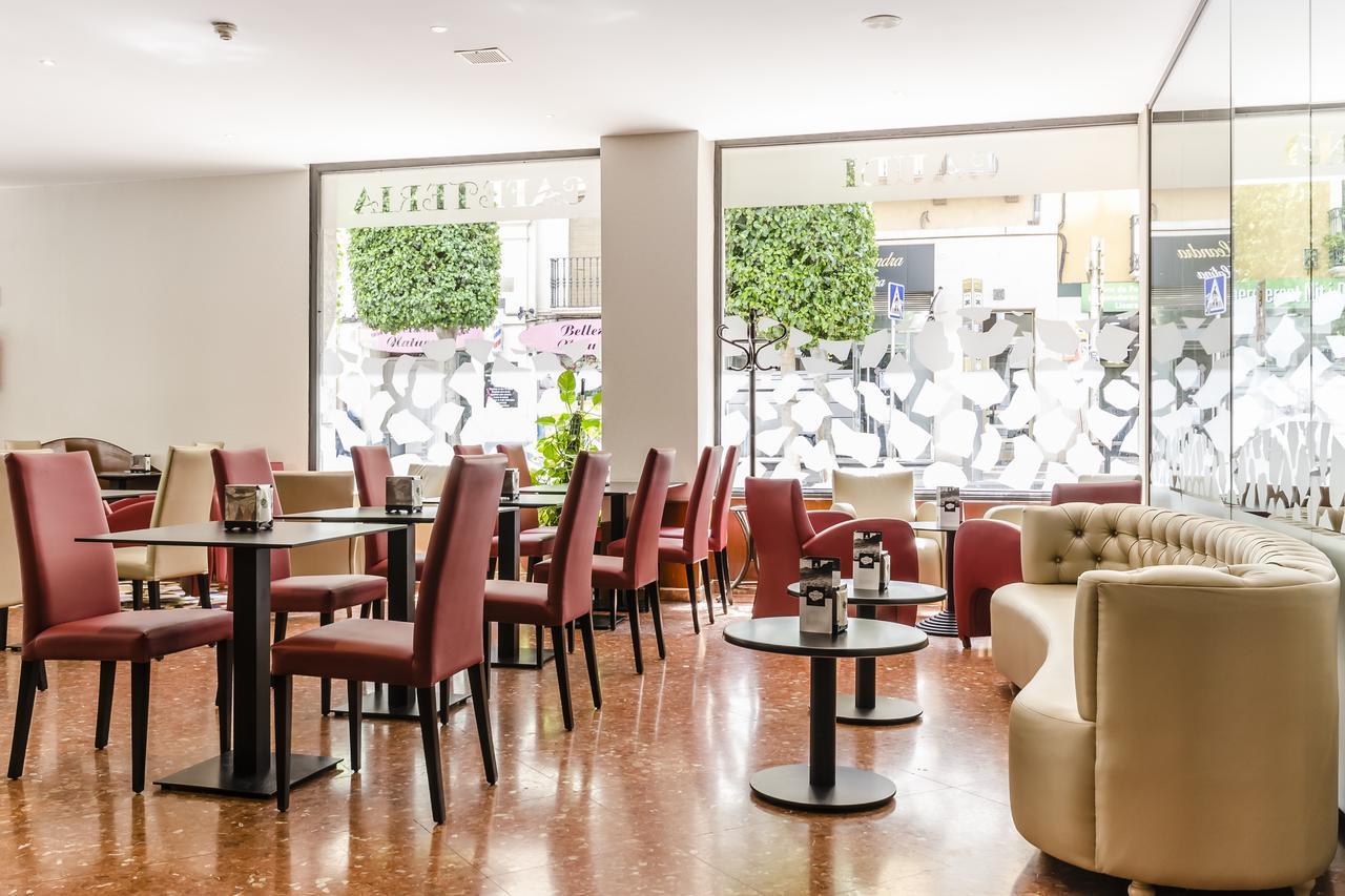 Hotel Gaudi Reus Eksteriør bilde