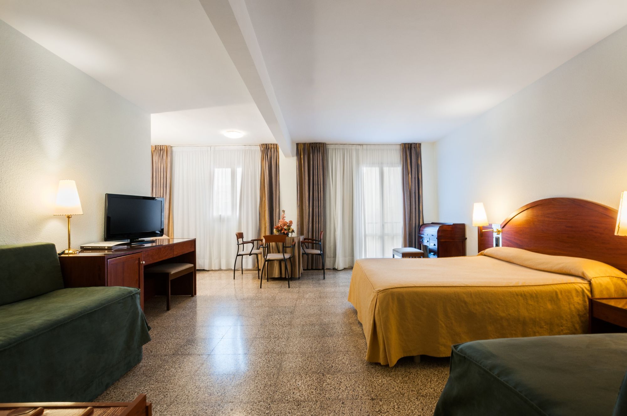 Hotel Gaudi Reus Eksteriør bilde