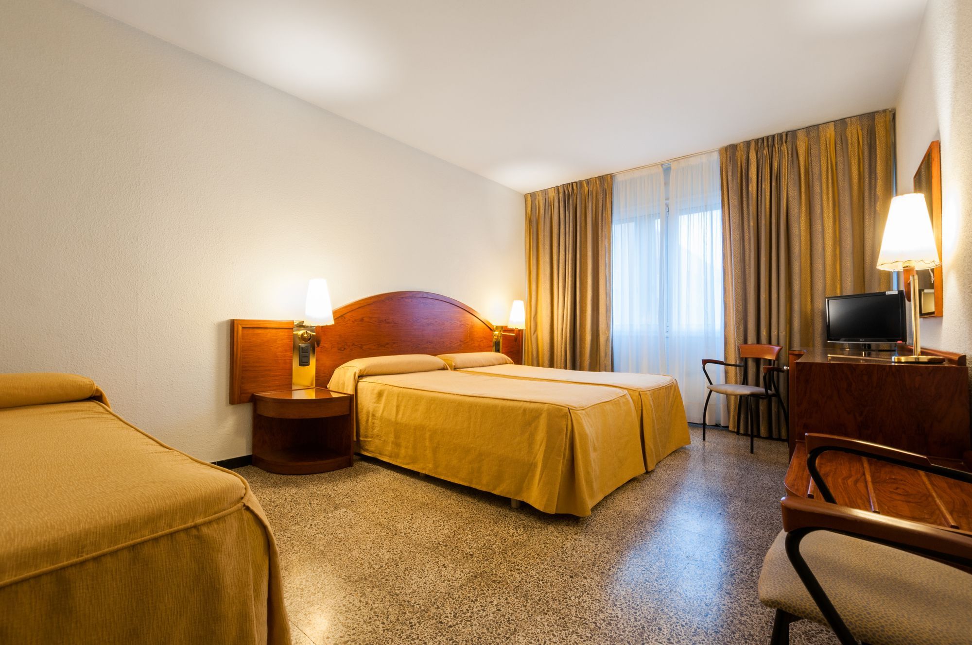 Hotel Gaudi Reus Eksteriør bilde